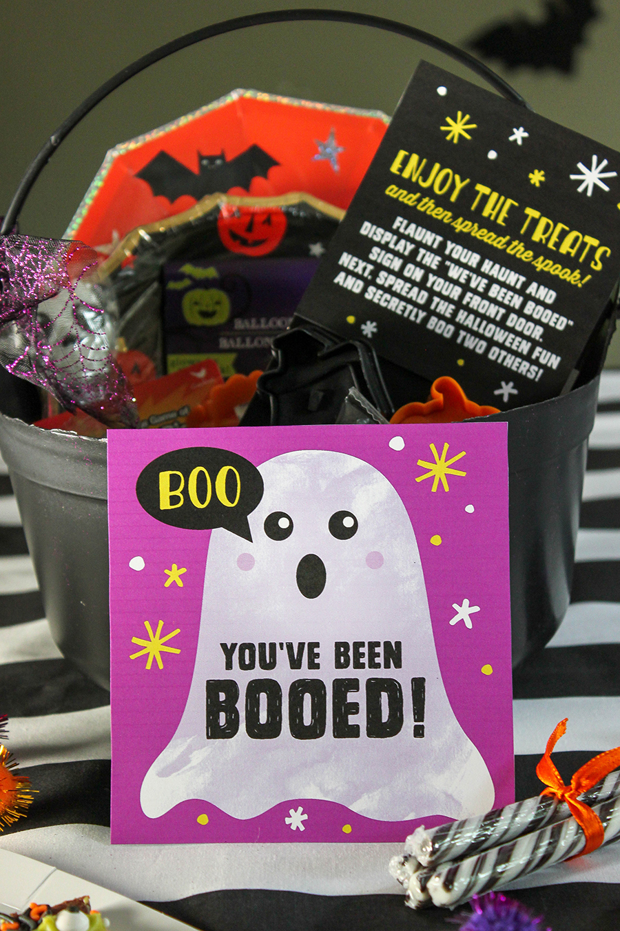 You've been booed, boo, Halloween treat, boo bucket, ghost, booed, we ...